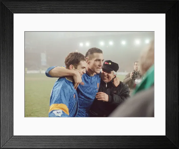 Framed Print : Wimbledon verses Aston Villa. FA Cup 4th Round replay at Selhurst Park Framed Print : Wimbledon verses Aston Villa. FA Cup 4th Round replay at Selhurst Park