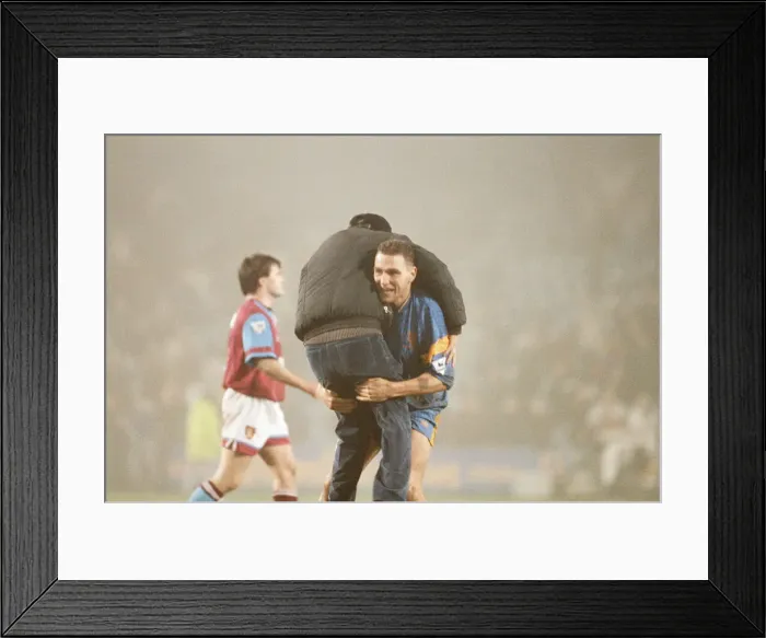 Framed Print : Wimbledon verses Aston Villa. FA Cup 4th Round replay at Selhurst Park Framed Print : Wimbledon verses Aston Villa. FA Cup 4th Round replay at Selhurst Park