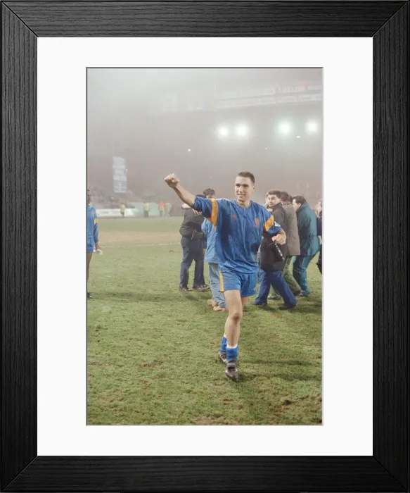Framed Print : Wimbledon verses Aston Villa. FA Cup 4th Round replay at Selhurst Park Framed Print : Wimbledon verses Aston Villa. FA Cup 4th Round replay at Selhurst Park