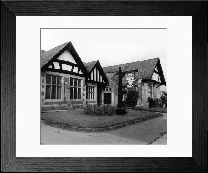 Framed Print : Hulme Hall, Port Sunlight, Merseyside, 15th February 1978 Framed Print : Hulme Hall, Port Sunlight, Merseyside, 15th February 1978