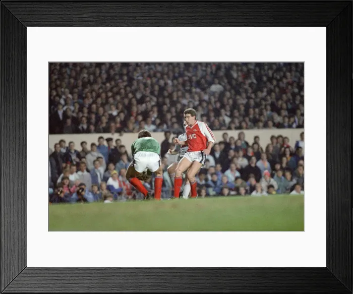 Framed Print : Arsenal 0 v 0 Liverpool, Littlewoods League Cup 3rd round (replay) at Highbury Framed Print : Arsenal 0 v 0 Liverpool, Littlewoods League Cup 3rd round (replay) at Highbury