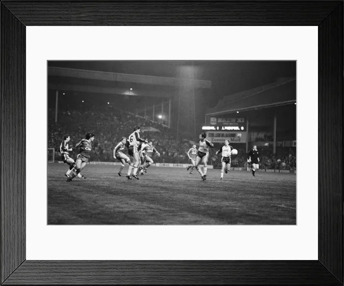 Framed Print : Arsenal 1 v 2 Liverpool, Littlewoods 2nd round (replay) at Villa Park Framed Print : Arsenal 1 v 2 Liverpool, Littlewoods 2nd round (replay) at Villa Park