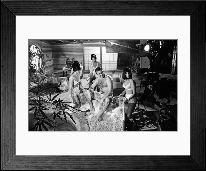 Framed Print : Sean Connery on the set of You Only Live Twice'at Pinewood Studios Framed Print : Sean Connery on the set of You Only Live Twice'at Pinewood Studios