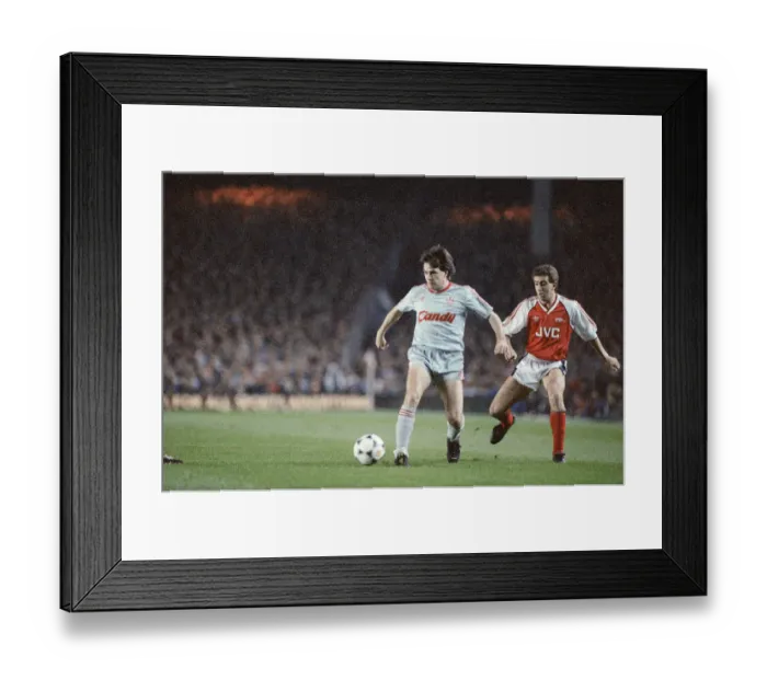 Framed Print : Arsenal 0 v 0 Liverpool, Littlewoods League Cup 3rd round (replay) at Highbury Framed Print : Arsenal 0 v 0 Liverpool, Littlewoods League Cup 3rd round (replay) at Highbury