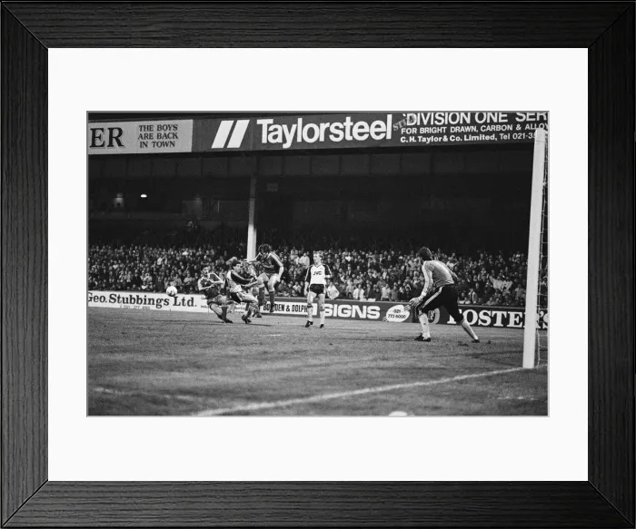 Framed Print : Arsenal 1 v 2 Liverpool, Littlewoods 2nd round (replay) at Villa Park