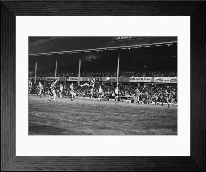 Framed Print : Arsenal 1 v 2 Liverpool, Littlewoods 2nd round (replay) at Villa Park