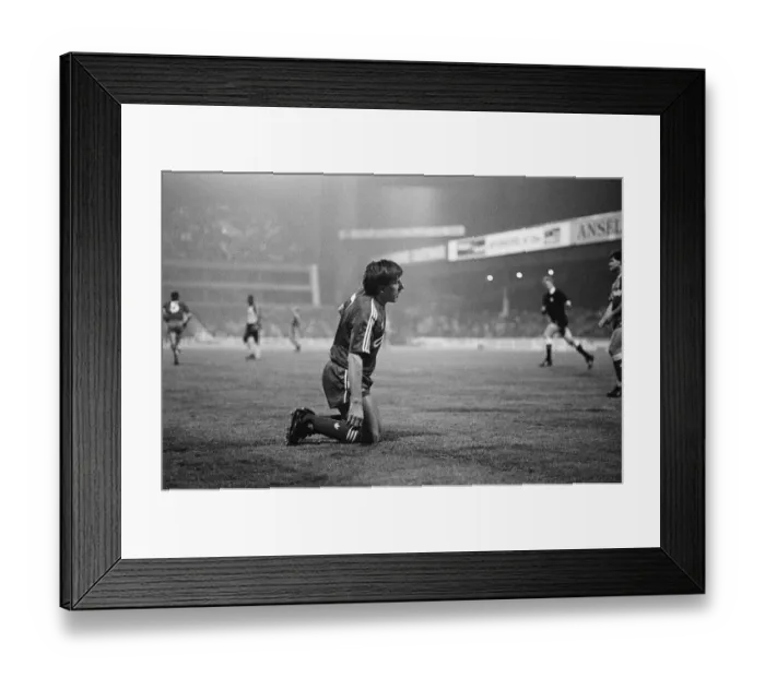 Framed Print : Arsenal 1 v 2 Liverpool, Littlewoods 2nd round (replay) at Villa Park Framed Print : Arsenal 1 v 2 Liverpool, Littlewoods 2nd round (replay) at Villa Park