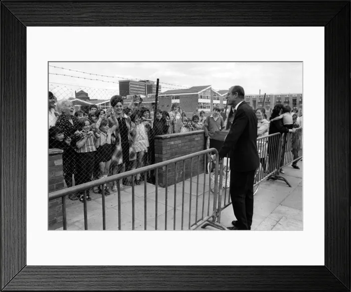 Framed Print : Prince Philip, Duke of Edinburgh meets residents at Goldstone House Framed Print : Prince Philip, Duke of Edinburgh meets residents at Goldstone House