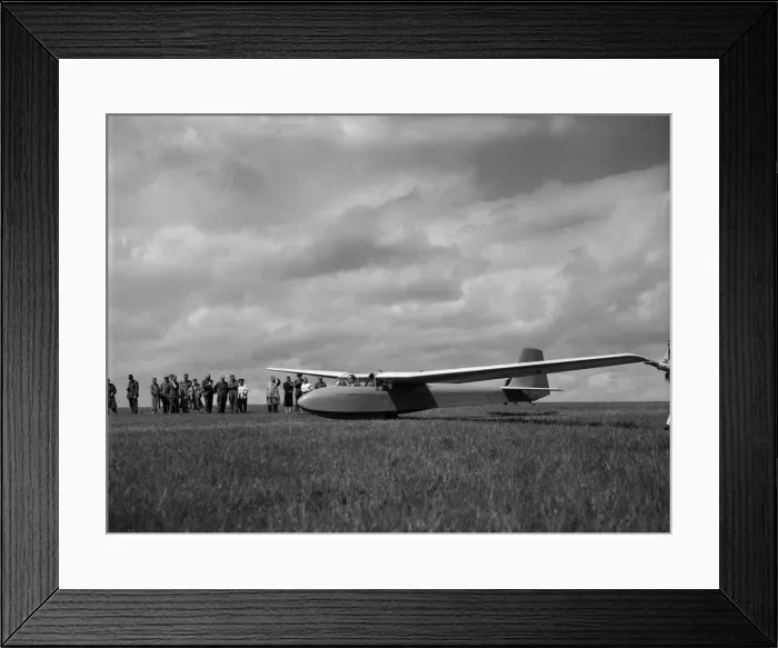 Framed Print : The Duke of Edinburgh at Nympsfield, headquarters of the Bristol Gliding Club