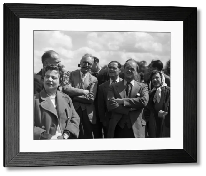 Framed Print : The Duke of Edinburgh at Nympsfield, headquarters of the Bristol Gliding Club Framed Print : The Duke of Edinburgh at Nympsfield, headquarters of the Bristol Gliding Club