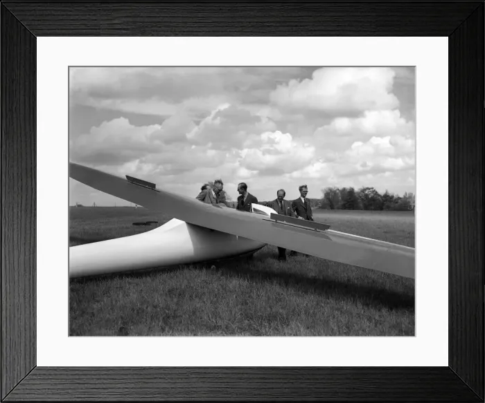 Framed Print : The Duke of Edinburgh at Nympsfield, headquarters of the Bristol Gliding Club