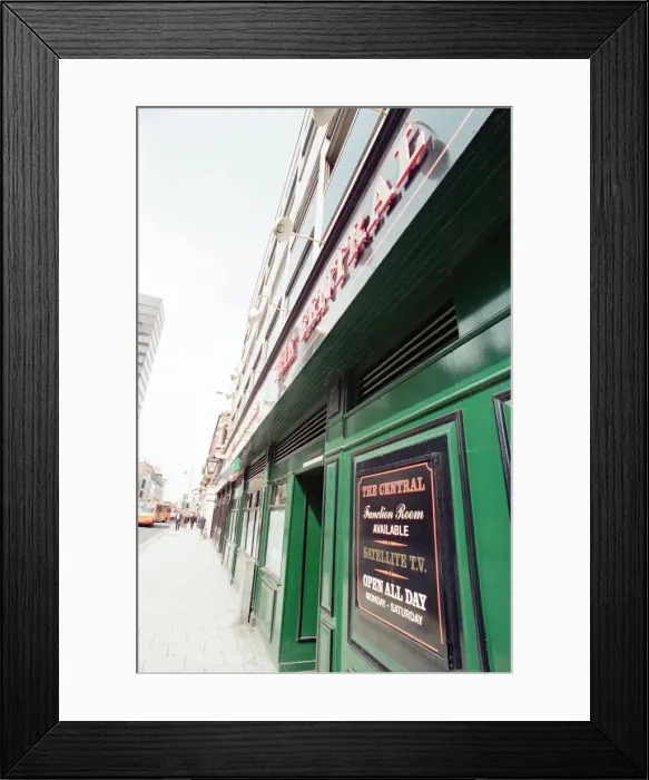 Framed Print : The Central, Public House in Middlesbrough, Teesside, Monday 28th July 1997 Framed Print : The Central, Public House in Middlesbrough, Teesside, Monday 28th July 1997