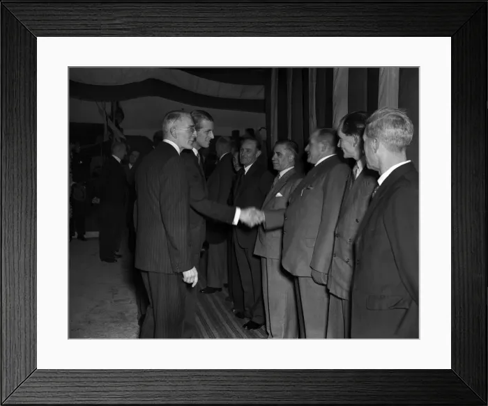 Framed Print : Prince Philip, Duke of Edinburgh at Hillfields, Bristol Framed Print : Prince Philip, Duke of Edinburgh at Hillfields, Bristol