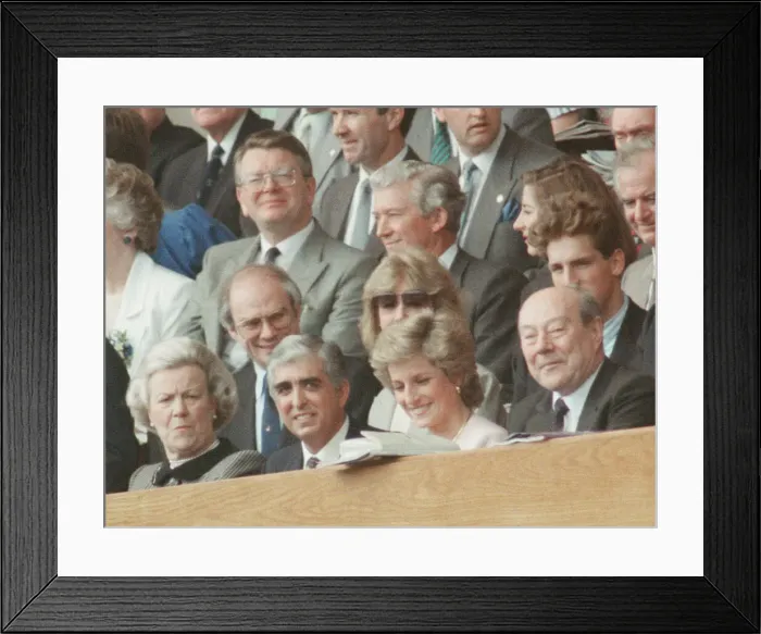 Framed Print : Liverpool verses Wimbledon. FA Cup final at Wembley Stadium