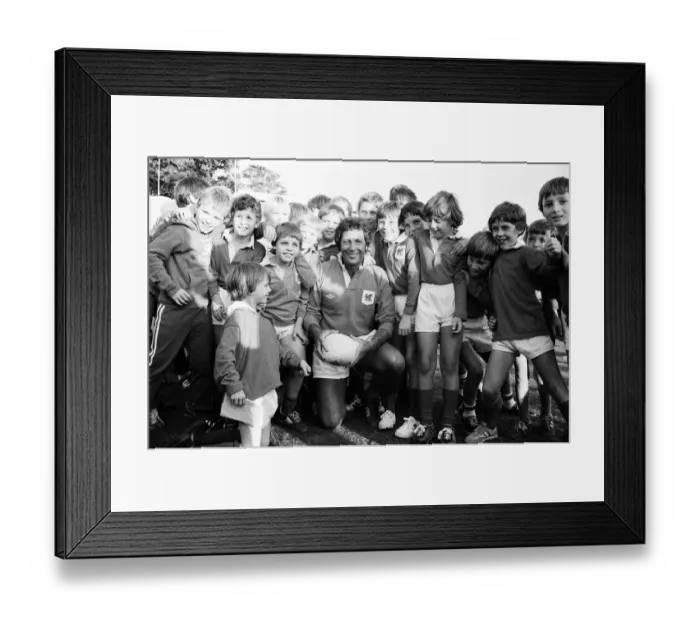 Framed Print : Tom Jones, in full rugby strip, at London Welsh Rugby Club. 5th September 1983