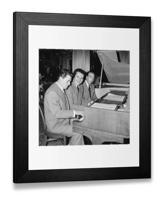 Framed Print : Recording Stars at Variety Clubs Golden Disc Luncheon Framed Print : Recording Stars at Variety Clubs Golden Disc Luncheon