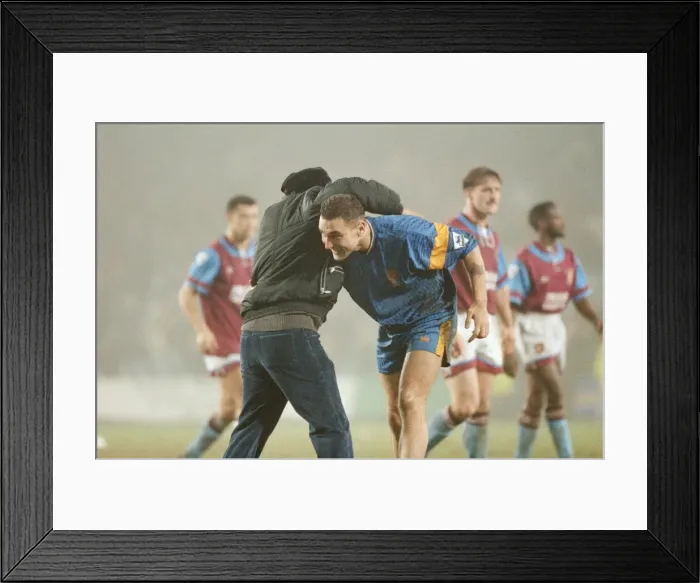 Framed Print : Wimbledon verses Aston Villa. FA Cup 4th Round replay at Selhurst Park Framed Print : Wimbledon verses Aston Villa. FA Cup 4th Round replay at Selhurst Park