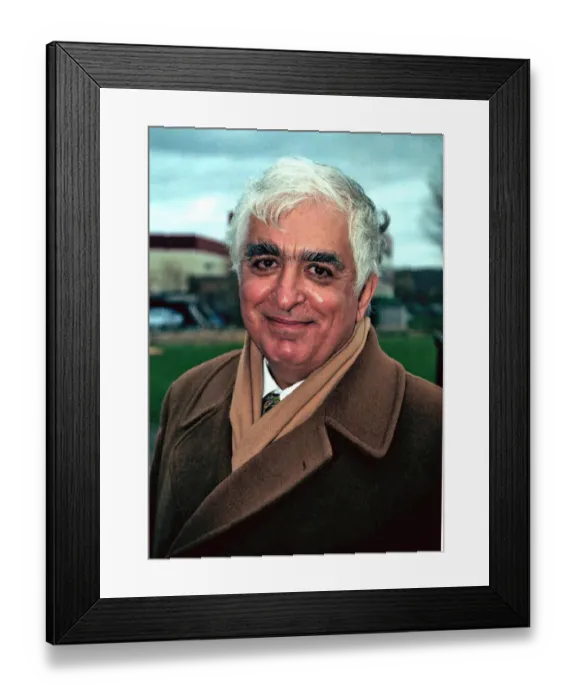 Framed Print : Sam Hammam, director of Wimbledon Football Club. Pictured at a training session
