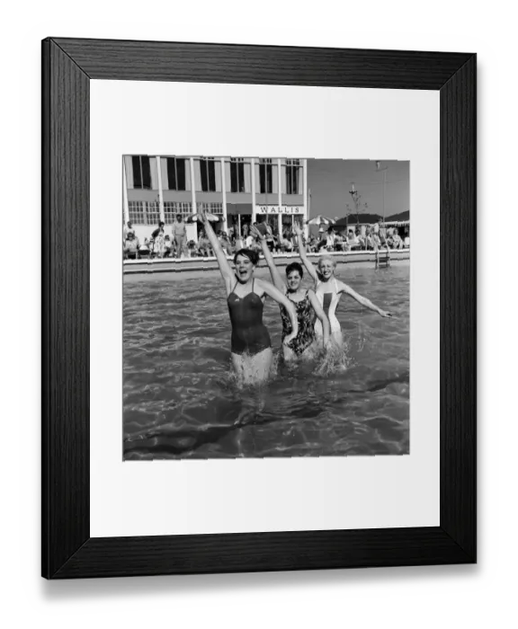 Framed Print : Holidaymakers enjoying their holiday at Butlins Holiday Camp, Minehead. 6th June 1962 Framed Print : Holidaymakers enjoying their holiday at Butlins Holiday Camp, Minehead. 6th June 1962