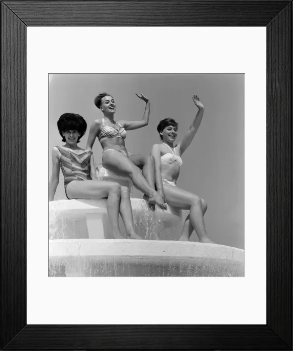 Framed Print : Holidaymakers enjoying their holiday at Butlins Holiday Camp, Minehead. 6th June 1962 Framed Print : Holidaymakers enjoying their holiday at Butlins Holiday Camp, Minehead. 6th June 1962