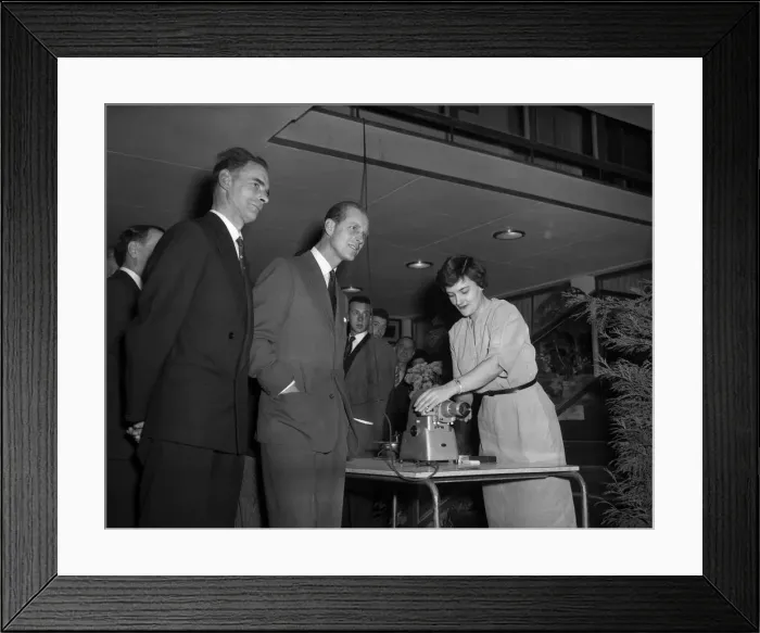 Framed Print : Prince Philip, Duke of Edinburgh at Lockleaze School (Wheatsheaf Club), Bristol Framed Print : Prince Philip, Duke of Edinburgh at Lockleaze School (Wheatsheaf Club), Bristol