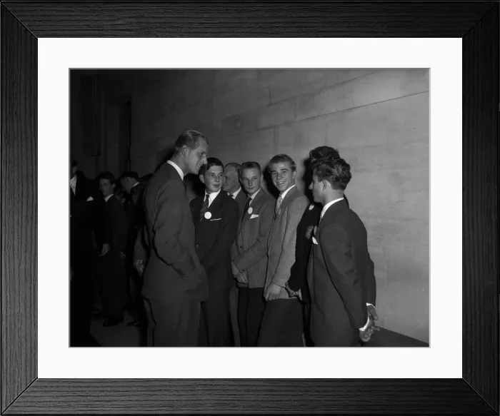 Framed Print : Prince Philip, Duke of Edinburgh at Council House, Bristol. 29th October 1959 Framed Print : Prince Philip, Duke of Edinburgh at Council House, Bristol. 29th October 1959