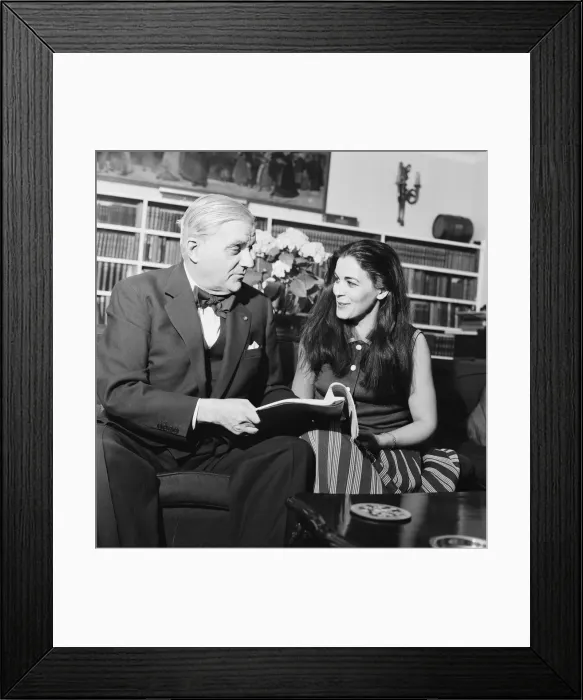 Framed Print : Robert John Graham Boothby, Baron Boothby, KBE (12 February 1900 - 16 July 1986) Framed Print : Robert John Graham Boothby, Baron Boothby, KBE (12 February 1900 - 16 July 1986)