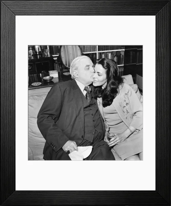 Framed Print : Robert John Graham Boothby, Baron Boothby, KBE (12 February 1900 - 16 July 1986) Framed Print : Robert John Graham Boothby, Baron Boothby, KBE (12 February 1900 - 16 July 1986)