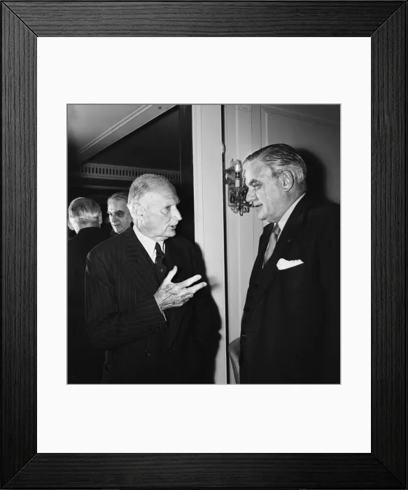 Framed Print : Variety Club 11th Annual Ladies Luncheon at The Dorchester Hotel, Park Lane