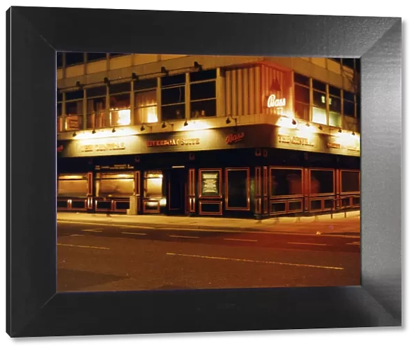The Central, Public House in Middlesbrough, Teesside, 4th March 1992