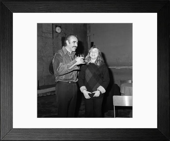 Framed Print : Sean Connery held a party at Twickenham Film Studios to mark the end of shooting his new Framed Print : Sean Connery held a party at Twickenham Film Studios to mark the end of shooting his new