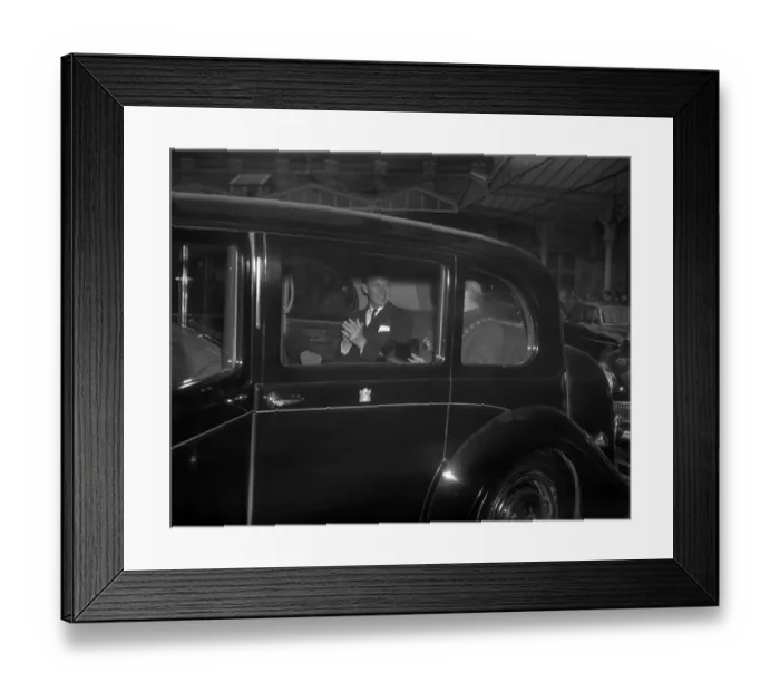 Framed Print : Prince Philip, Duke of Edinburgh visits Bristol. Pictured in a car at Bristol Temple Framed Print : Prince Philip, Duke of Edinburgh visits Bristol. Pictured in a car at Bristol Temple