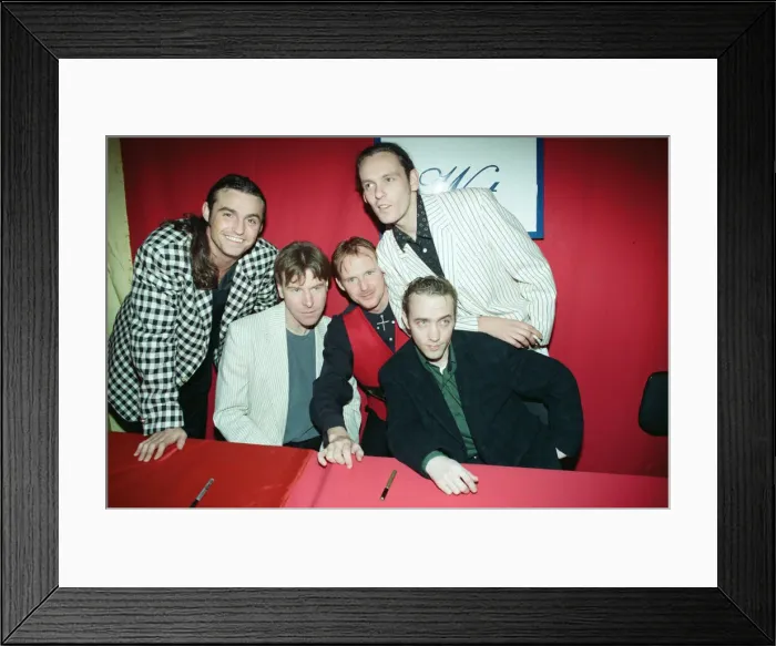 Framed Print : Wet Wet Wet at Tower Records, Glasgow. 25th October 1993 Framed Print : Wet Wet Wet at Tower Records, Glasgow. 25th October 1993