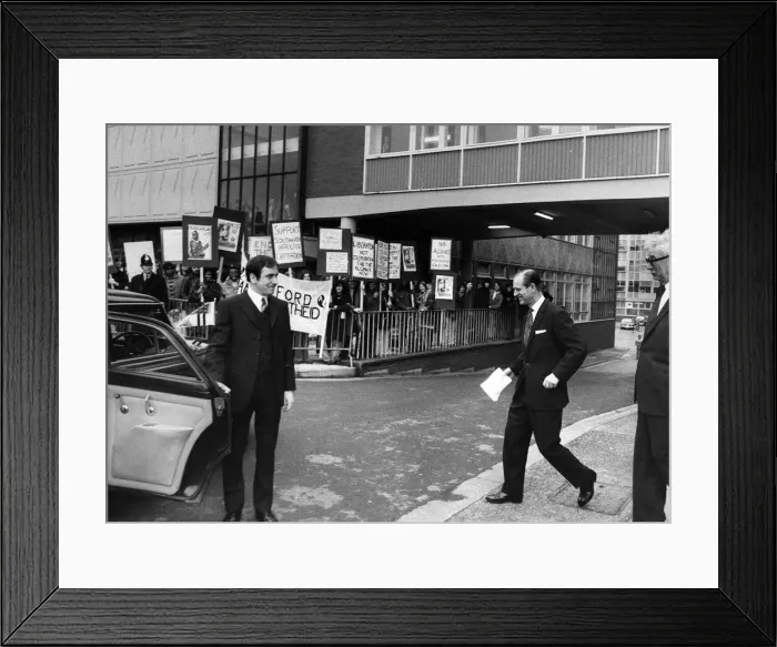 Framed Print : Prince Philip, Duke of Edinburgh visits Salford University