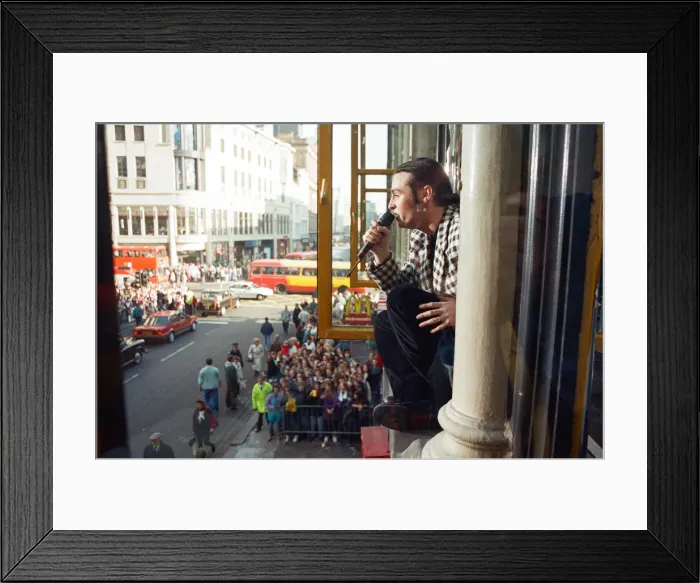 Framed Print : Wet Wet Wet at Tower Records, Glasgow. 25th October 1993 Framed Print : Wet Wet Wet at Tower Records, Glasgow. 25th October 1993