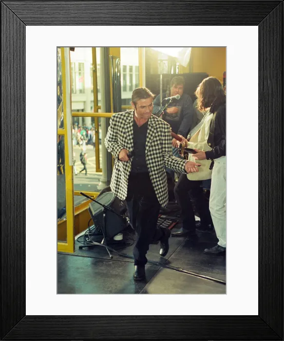Framed Print : Wet Wet Wet at Tower Records, Glasgow. 25th October 1993 Framed Print : Wet Wet Wet at Tower Records, Glasgow. 25th October 1993