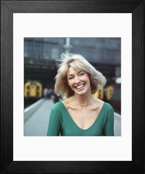 Framed Print : Diana Moran, keep fit expert, recruited 12 South London commuters at Waterloo Station Framed Print : Diana Moran, keep fit expert, recruited 12 South London commuters at Waterloo Station