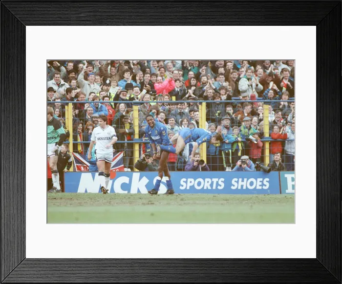 Framed Print : Wimbledon verses Tottenham Hotspur at Plough Lane, home of Wimbledon Football Club