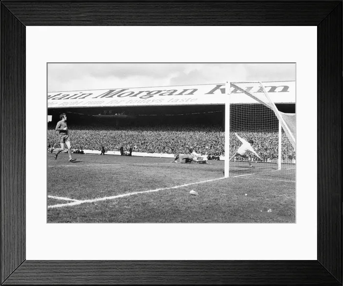 Framed Print : Wales 1-1 England, Home International Championship, Ninian Park, Sloper Road, Cardiff Framed Print : Wales 1-1 England, Home International Championship, Ninian Park, Sloper Road, Cardiff
