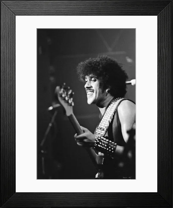 Framed Print : Thin Lizzy, Rock Group, perform at The Apollo, Coventry, Warwickshire in December 1981 Framed Print : Thin Lizzy, Rock Group, perform at The Apollo, Coventry, Warwickshire in December 1981