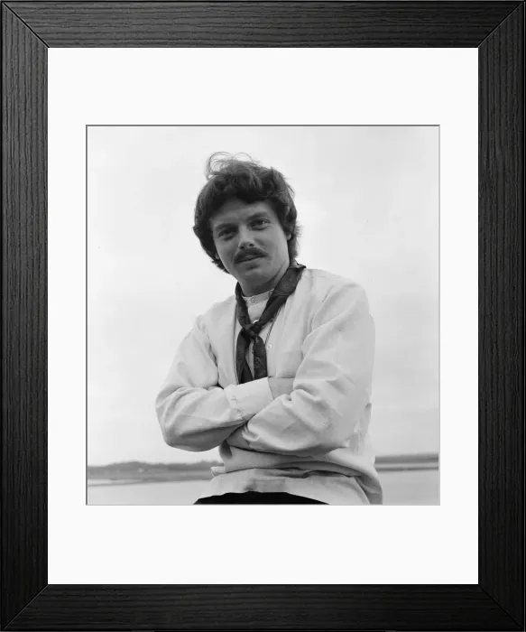 Framed Print : Scott McKenzie, American singer and songwriter, just arrived from New York Framed Print : Scott McKenzie, American singer and songwriter, just arrived from New York
