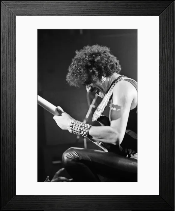 Framed Print : Thin Lizzy, Rock Group, perform at The Apollo, Coventry, Warwickshire in December 1981