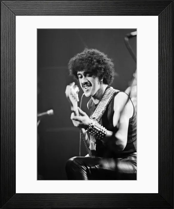 Framed Print : Thin Lizzy, Rock Group, perform at The Apollo, Coventry, Warwickshire in December 1981 Framed Print : Thin Lizzy, Rock Group, perform at The Apollo, Coventry, Warwickshire in December 1981
