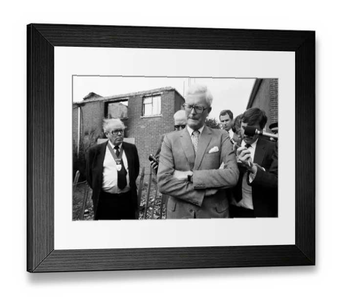 Framed Print : Home Secretary Douglas Hurd visits Hungerford, Berkshire