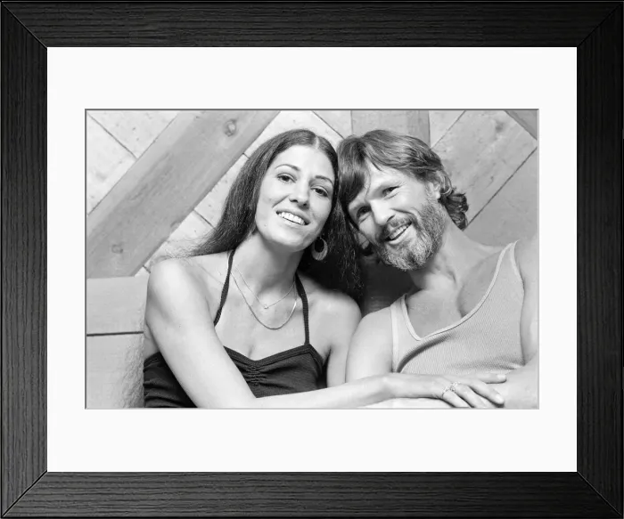 Framed Print : Kris Kristofferson and his wife Rita Coolidge during rehearsals for their super show in Framed Print : Kris Kristofferson and his wife Rita Coolidge during rehearsals for their super show in