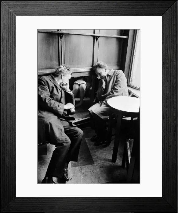 Framed Print : Actor Richard Burton pictured in a London pub during the filming of Framed Print : Actor Richard Burton pictured in a London pub during the filming of