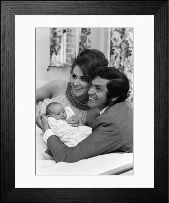 Framed Print : Engelbert Humperdinck and his wife Pat present their new baby boy to the press at Queen Framed Print : Engelbert Humperdinck and his wife Pat present their new baby boy to the press at Queen