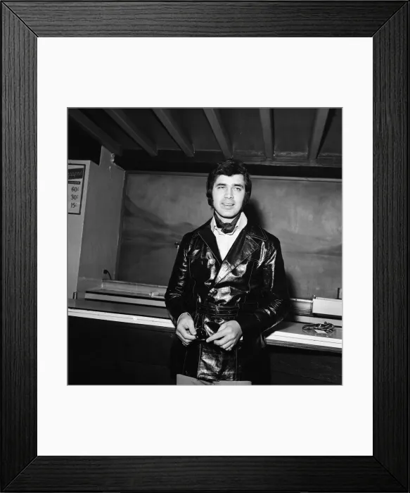 Framed Print : Singing star Engelbert Humperdinck is starring in a two-week season at the London