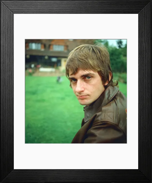 Framed Print : Mike Oldfield, pictured at home in Denham, Buckinghamshire