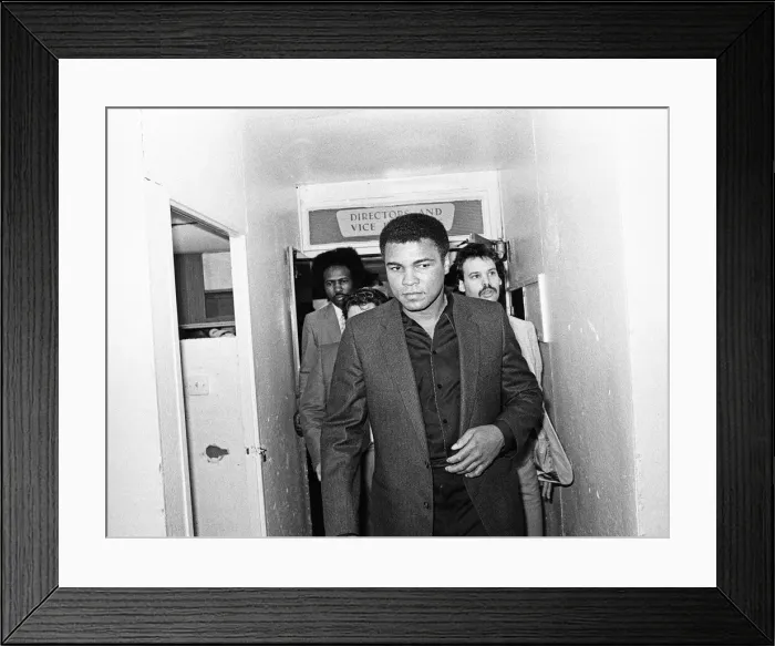Framed Print : Muhammad Ali at Nuneaton. The boxing legend brought his own kind of magic to thrill Framed Print : Muhammad Ali at Nuneaton. The boxing legend brought his own kind of magic to thrill